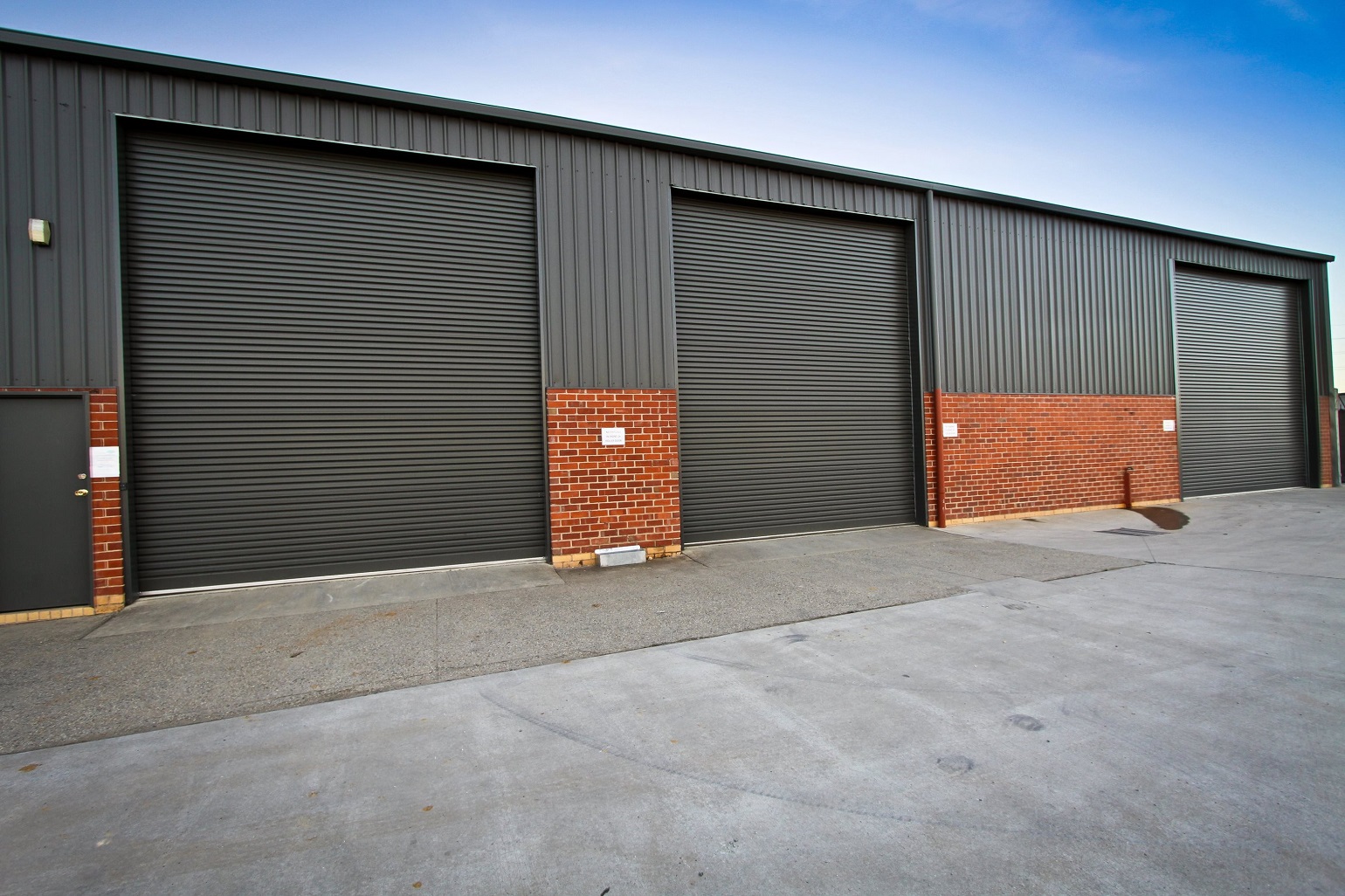 Commercial Garage Door Specialis